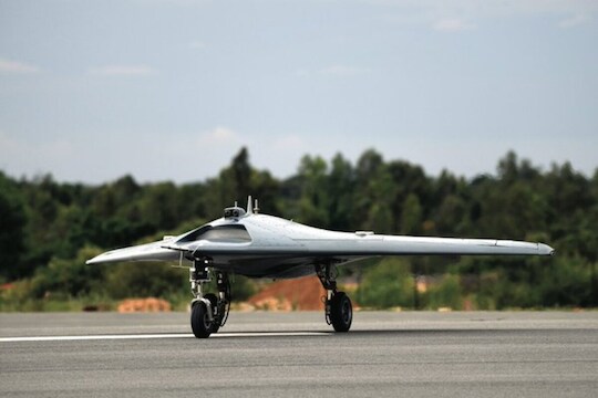 Unmanned Aircraft : संरक्षण क्षेत्रात भारताला मोठं यश, डीआरडीओने केली मानवरहित विमानाची उड्डाण चाचणी यशस्वी; पाहा VIDEO