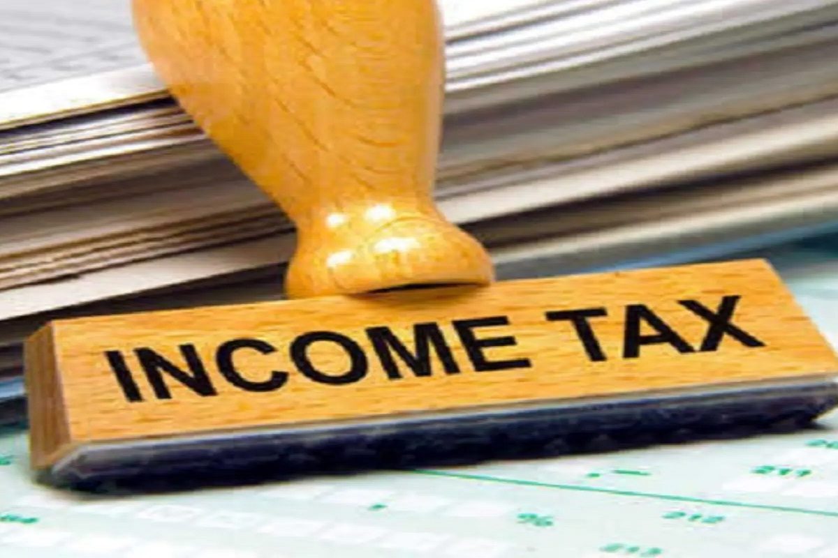 गुडन्यूज! 5 लाखांपर्यंतच्या उत्पन्नावर भरावा लागणार नाही कर, सरकारचा काय आहे प्लॅन?