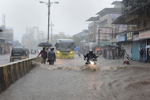 Mumbai Rain Update : मुंबईत पावसाचा जोर वाढला, पुढील काही तास महत्त्वाचे