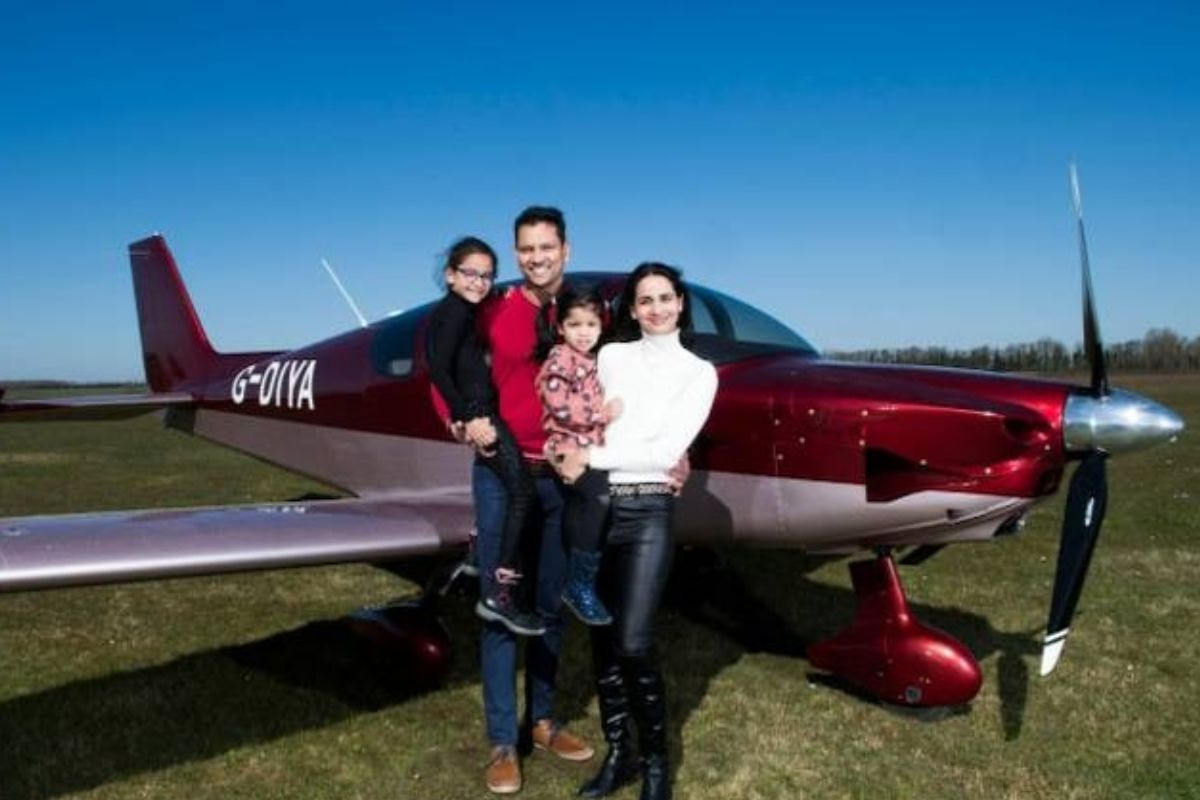 लॉकडाउनचा असाही उपयोग! पठ्ठ्यानं घरीच तयार केलं विमान; चार देशही आला फिरून