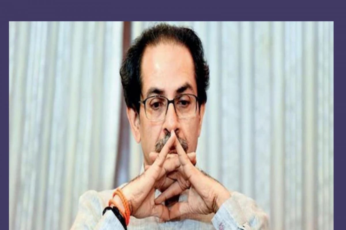 उद्धव ठाकरेंवरील दबाव वाढला; केसरकरांच्या विधानानंतर शिवसेना खासदारांचेही संकेत