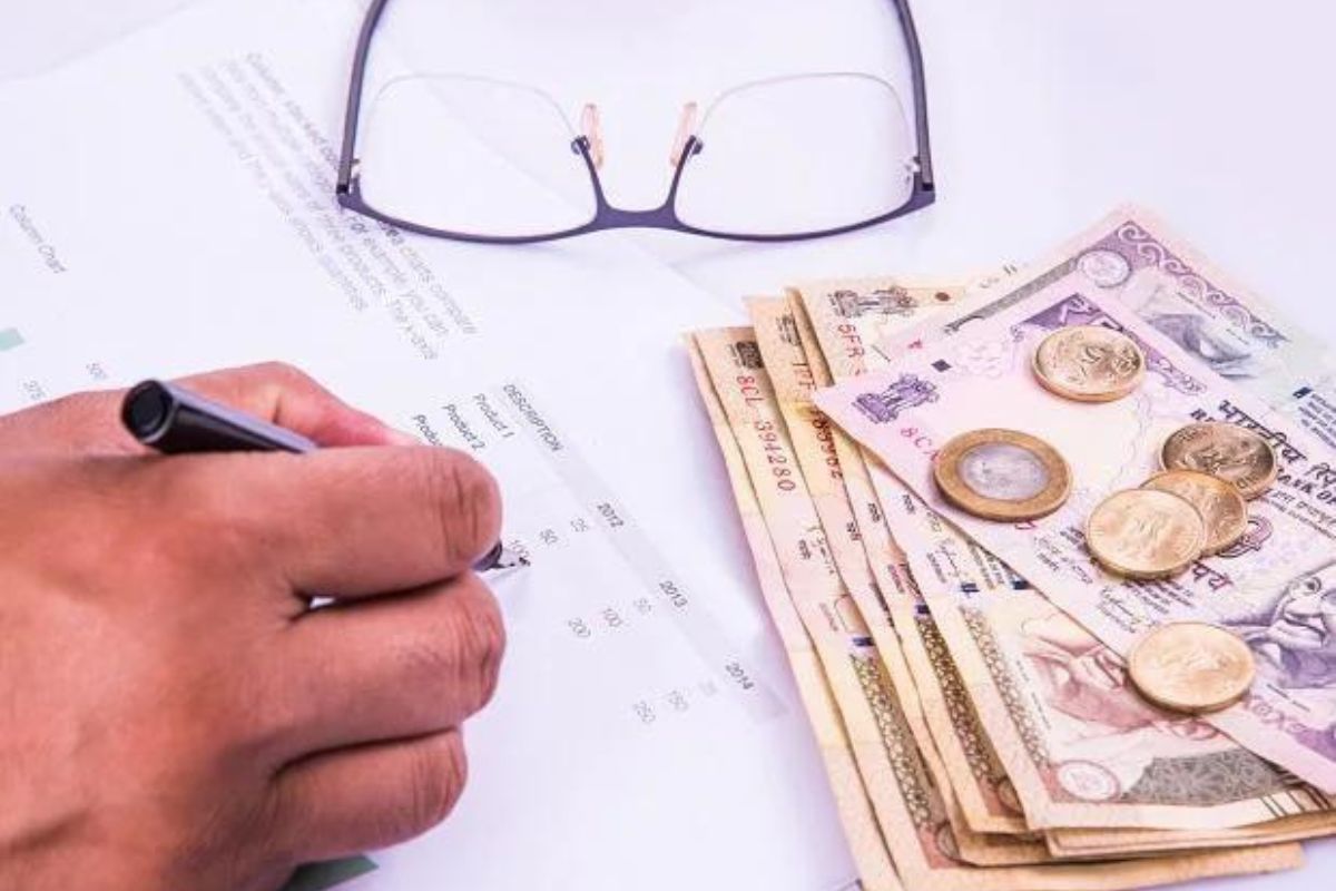 इन्कम टॅक्स रिटर्न भरणं होणार सोपं? जाणून काय आहे सरकारचा कॉमन आयटीआर प्रस्ताव