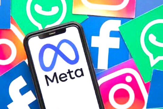 Facebook Privacy Policyमध्ये मोठा बदल! आता फेसबुक सांगणार तुमचा डेटा का आणि कसा शेअर केला?