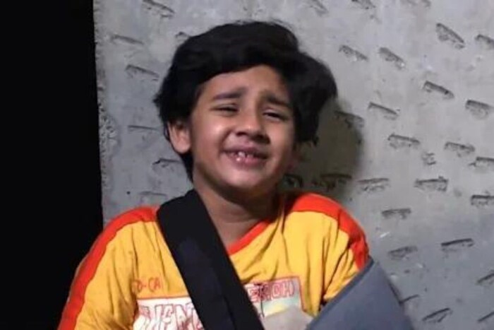  सातव्या क्रमांकावर पुन्हा एकदा 'तुझेच मी गीत गात आहे' मालिका आहे. मालिकेचा महाएपिसोड प्रेक्षकांच्या पसंतीस उतरला असून एपिसोडसह मालिकेला सातव्या क्रमांकावर 4.9 टीआरपी रेटिंग मिळालं आहे. 