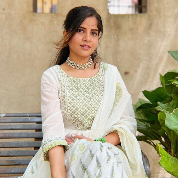 सध्या ही अभिनेत्री एक RJ असून भल्याभल्यांची बोलती ती बंद करताना दिसून येते. 