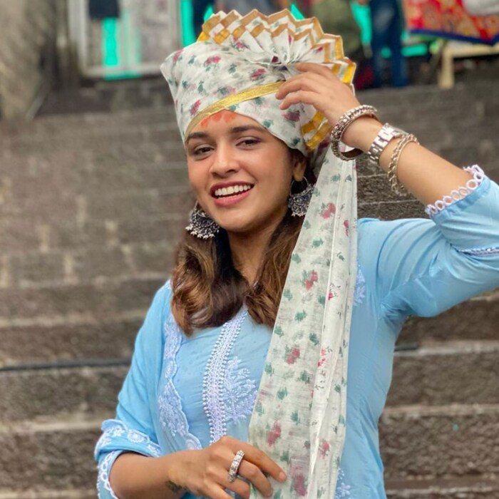 तिच्या या झकास फोटोंवर खूप सारं प्रेम मिळताना दिसत आहे. 