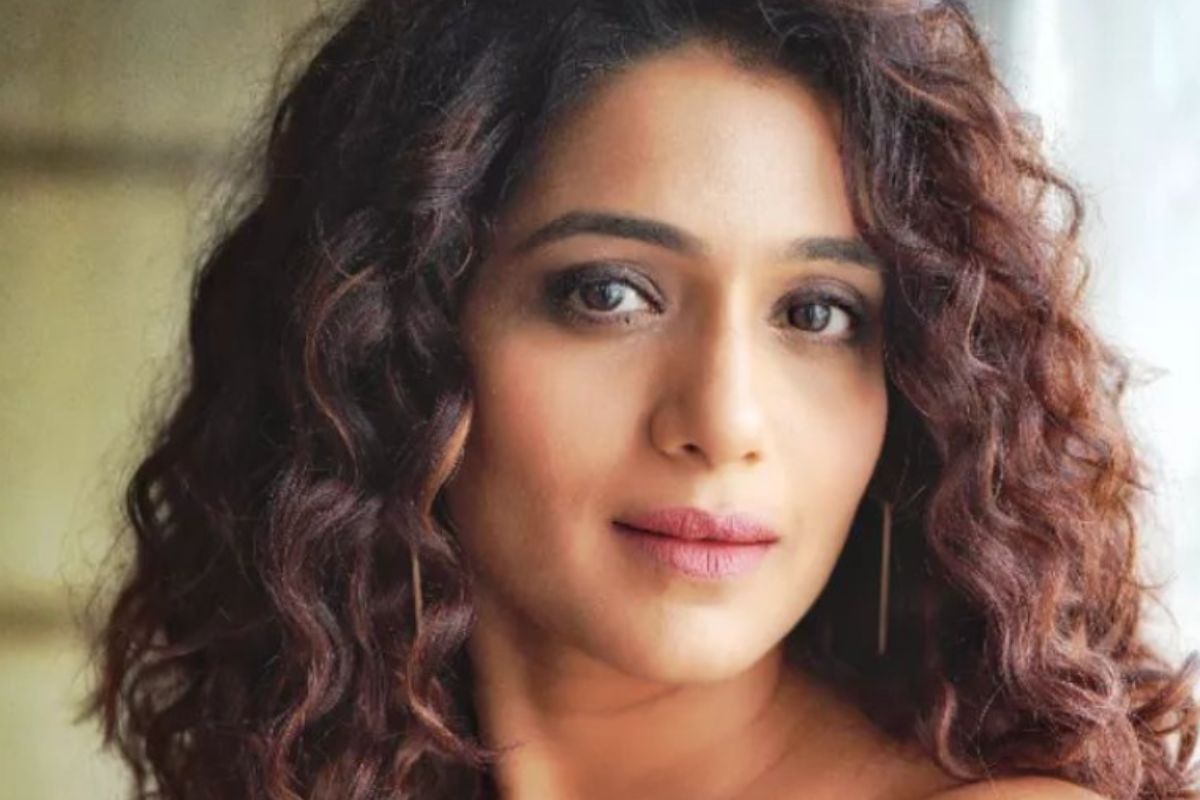 Urmila Kothare: उर्मिलाच्या आजोबांनी तिला सांगितलं सुखी संसाराचं गुपित