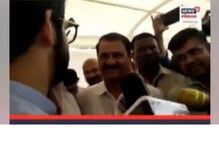 Video : बंडखोर आमदार प्रकाश सुर्वे अन् आदित्य ठाकरे आमने-सामने; काय झालं बोलणं? Video : बंडखोर आमदार प्रकाश सुर्वे अन् आदित्य ठाकरे आमने-सामने; काय झालं बोलणं?