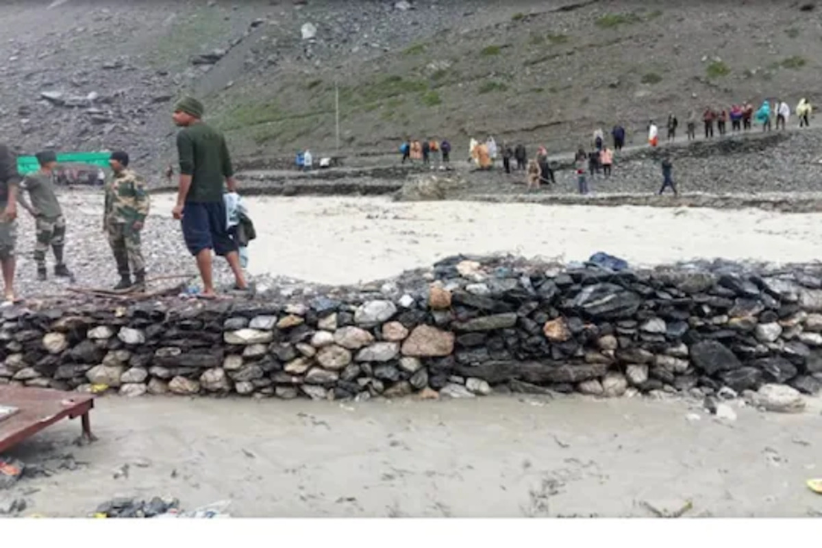 Amarnath Cloudburst : अमरनाथ ढगफुटीत पुण्यातील तिघे बेपत्ता, प्रशासनाकडून शोध सुरू