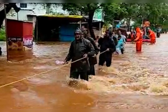 Vidarbha Rain Update : कोकण, मध्य महाराष्ट्रासह, विदर्भातही पावसाचा हाहाकार, ढगफुटीमुळे तालुकाच पाण्याखाली