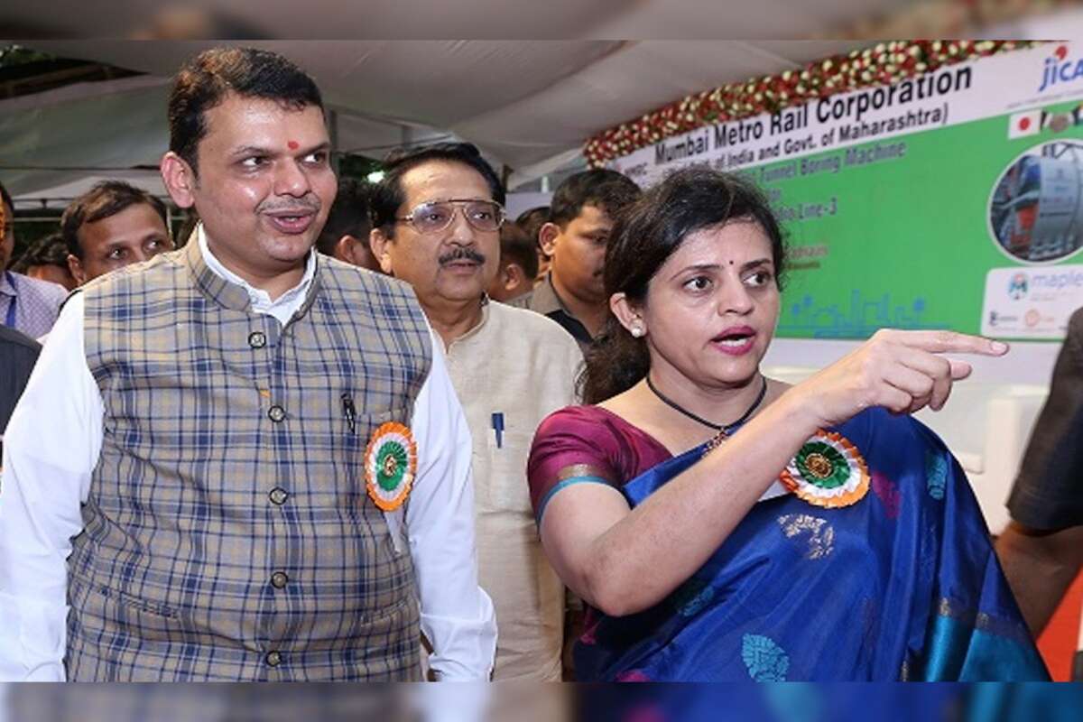 ठाकरे सरकारने उचलबांगडी केलेल्या अश्विनी भिडे पुन्हा मोठ्या जबाबदारीवर परतणार? फडणवीसांचा नेमका प्लॅन काय?