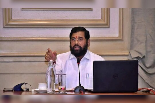 CM Eknath Shinde : मुख्यमंत्री एकनाथ शिंदे अॅक्शन मोडवर, पावासाच्या संकटाला तोंड देण्यासाठी प्रशासनाला दिले आदेश