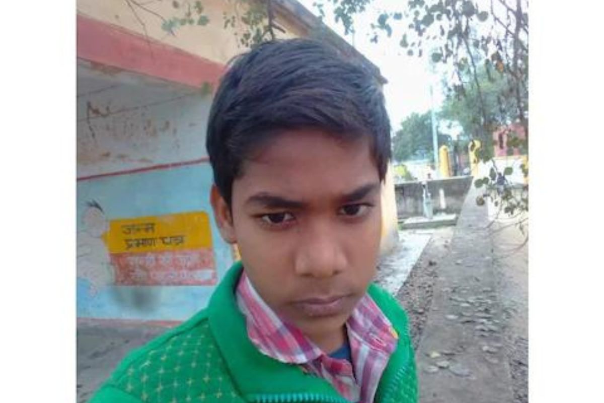 ..अन् आयुष्याच्या कॅमेऱ्यात कैद झाला शेवटचा फोटो; सेल्फी घेताना झाली एक चूक, मुलाचा जागीच मृत्यू