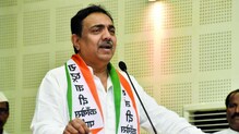 राज्यपालांनी अडीच वर्षे ऐकलं नाही आतातरी 12 आमदारांची नियुक्ती करा : जयंत पाटील राज्यपालांनी अडीच वर्षे ऐकलं नाही आतातरी 12 आमदारांची नियुक्ती करा : जयंत पाटील