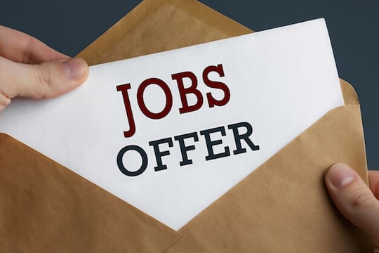 ESIC Recruitment 2023 : सरकारी नोकरीची संधी! 1 लाखांपेक्षा जास्त पगार