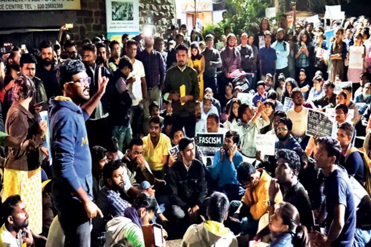 घंटानादाची दखल