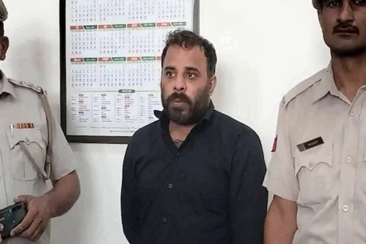 आरोपी मुलगा