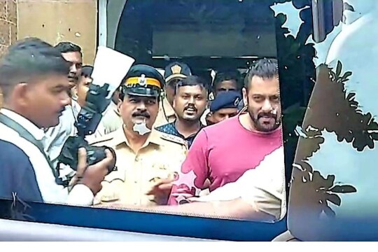 सलमान खान पोलीस आयुक्तांच्या भेटीला; 'त्या' धमकीच्या पत्राचा उल्लेख करीत केली मोठी मागणी