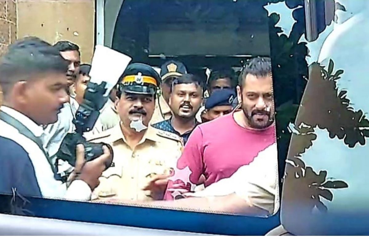 सलमान खान पोलीस आयुक्तांच्या भेटीला; 'त्या' धमकीच्या पत्राचा उल्लेख करीत केली मोठी मागणी