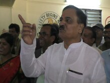 ज्यांनी शिवसेना सोडली त्यांची आत्महत्या झाली आहे, असे वाटले पाहिजे :दिवाकर रावते ज्यांनी शिवसेना सोडली त्यांची आत्महत्या झाली आहे, असे वाटले पाहिजे :दिवाकर रावते