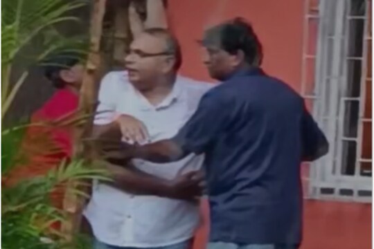 बंडखोरीची धग कार्यकर्त्यांना? दादर माहिम मतदारसंघात शिवसैनिकांमध्येच राडा, दोन्ही गटाचे कार्यकर्ते आमने-सामने
