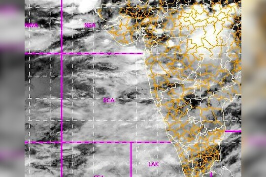 Weather Update : पावसाच्या धास्तीने प्रसाशन सज्ज, राज्यात पुढचे 4 दिवस अतिमुसळधार पावसाचा alert