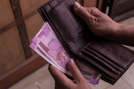 उधारी असो किंवा काँट्री 'ही' सिक्रेट ट्रिक वापरून तुमचे पैसे रिटर्न मिळवू शकता