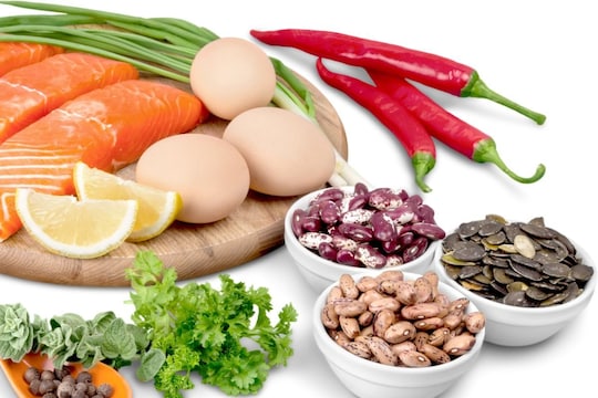 Keratin Rich Foods: या 4 पदार्थांमुळे केस गळतीवर बसेल लगाम, वजन कमी करण्यासाठीही होईल फायदा