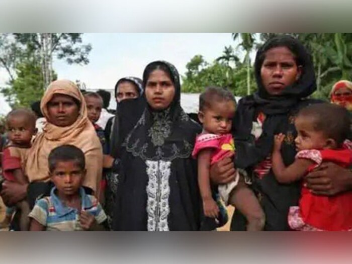 अनेक दशकांपासून रोहिंग्यांना म्यानमारमध्ये हिंसाचार, भेदभाव आणि छळाचा सामना करावा लागत आहे. 2017 पासून त्यांचे सर्वात मोठे स्थलांतर सुरू झाले. त्यावेळी म्यानमारच्या रखाइन राज्यात हिंसाचाराची मोठी लाट उसळली होती. 7 लाखांहून अधिक लोकांना म्यानमार सोडून बांगलादेशात पलायन करावे लागले. (फोटो- ट्विटर/हरदीप सिंग पुरी)