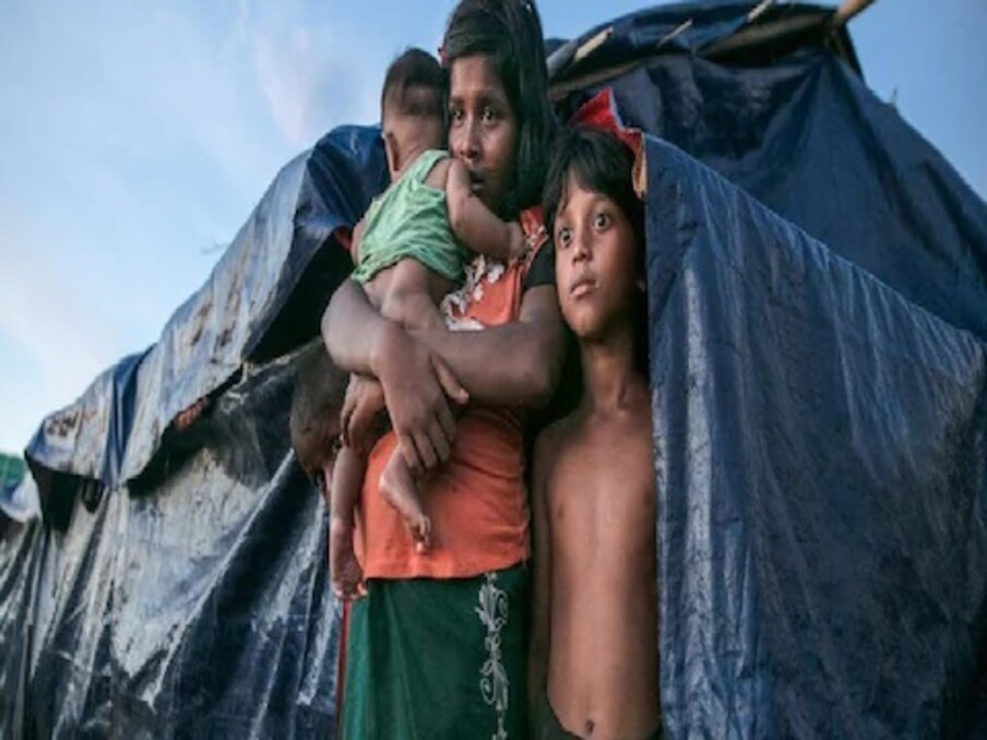 1982 च्या नागरिकत्व कायद्यानुसार, म्यानमार सरकारने केवळ 40,000 रोहिंग्यांना आपले नागरिक म्हणून मान्यता दिली. बाकीचे "बेकायदेशीर बंगाली" म्हणून संबोधले गेले. (फोटो: एपी)