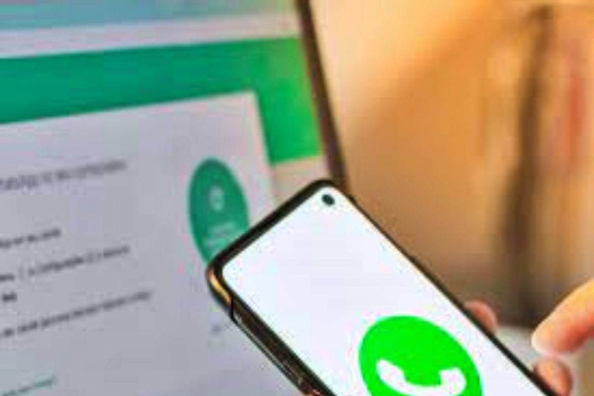 Whatsapp: 'या' ट्रिकच्या माध्यमातून व्हॉट्सअॅप ओपन न करता पाठवता येतो मेसेज