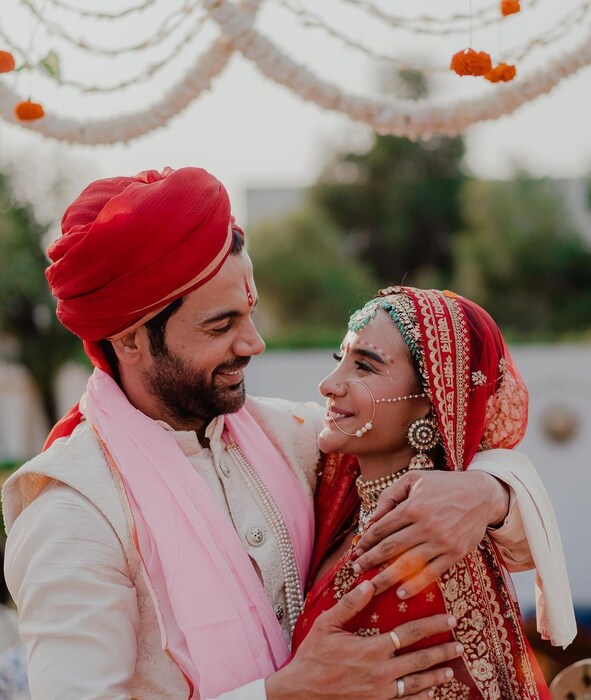 एखाद्या ब्रँडच्या जाहिरातीसाठी राजकुमार तब्बल 1 कोटी रुपये घेतो. यामध्ये ब्रँडचा समावेश आहे. 