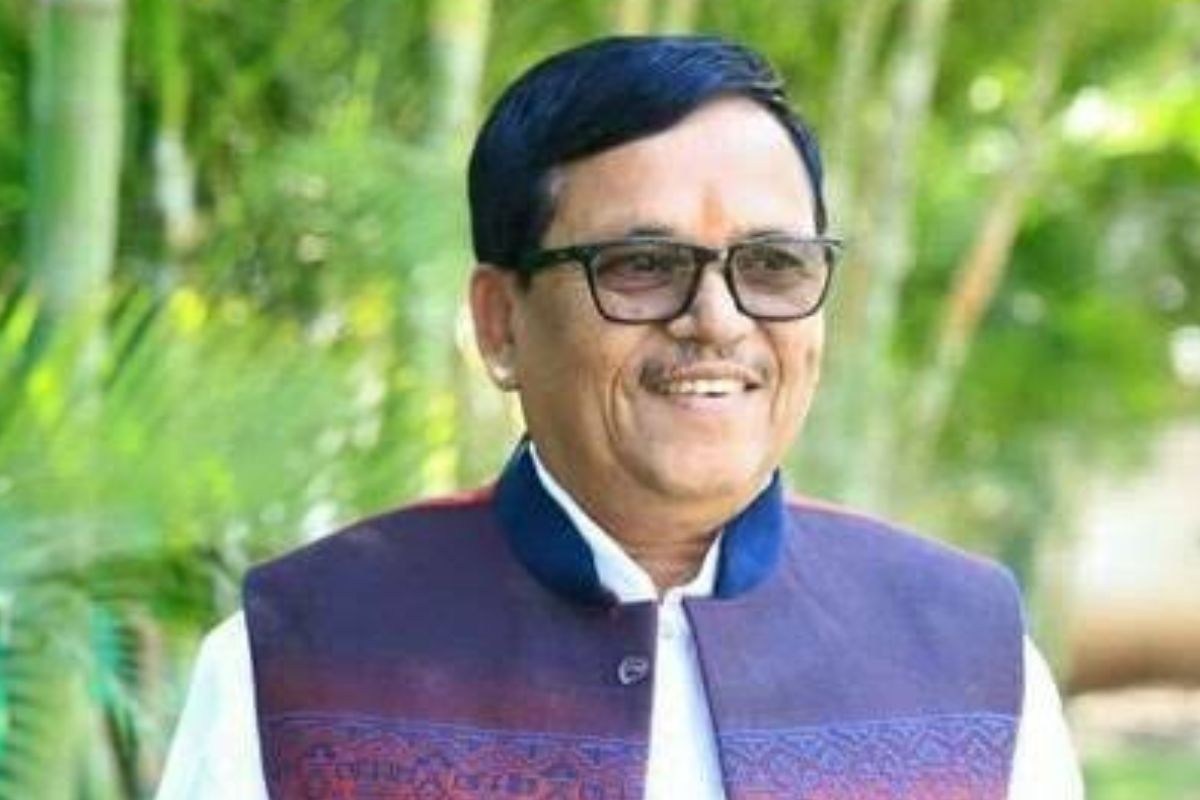 बाबुराव पाचर्णे यांच्यावर मागील काही दिवसांपासून शिरूर येथील खाजगी हॉस्पिटलमध्ये उपचार सुरू होते.