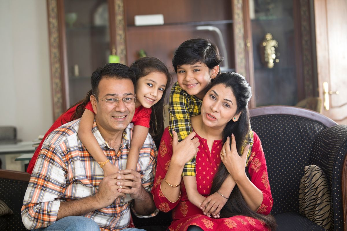 अलीकडे पालक आपल्या मुलांच्या भविष्याच्या बाबतीत प्रचंड जागरूक असतात. 