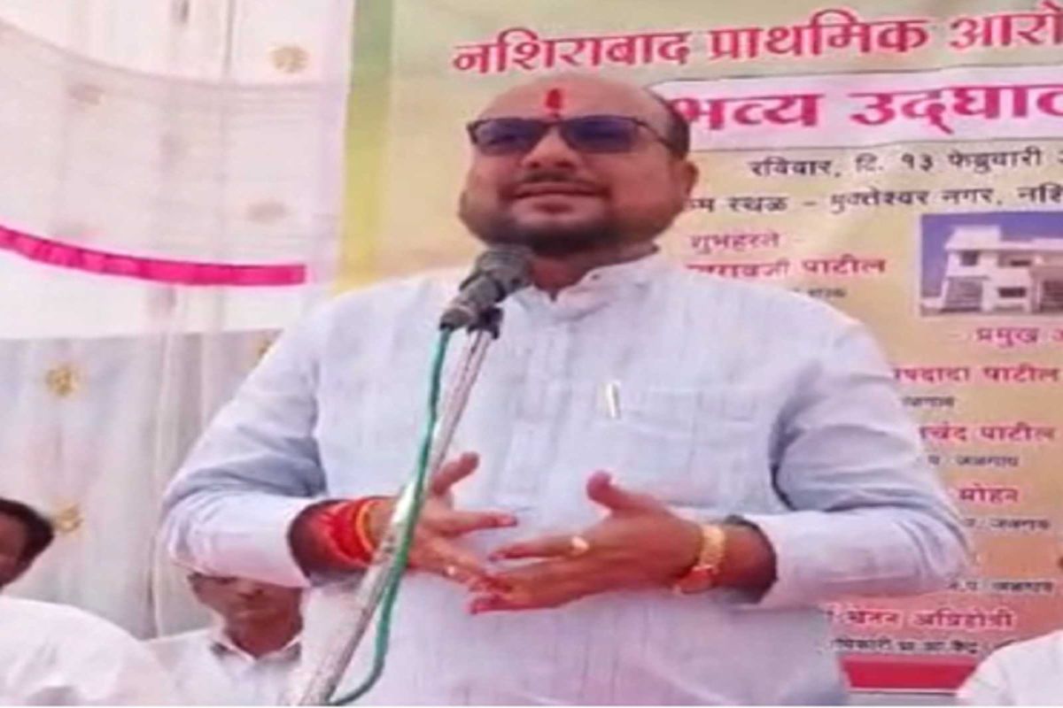 अंधेरी पोटनिवडणुकीमध्ये ऋतुजा लटके या विक्रमी मतांनी विजयी झाल्या आहेत. पण, लटकेंच्या विजयावर भाजप आणि शिंदे गटामध्ये चढाओढ सुरू झाली.