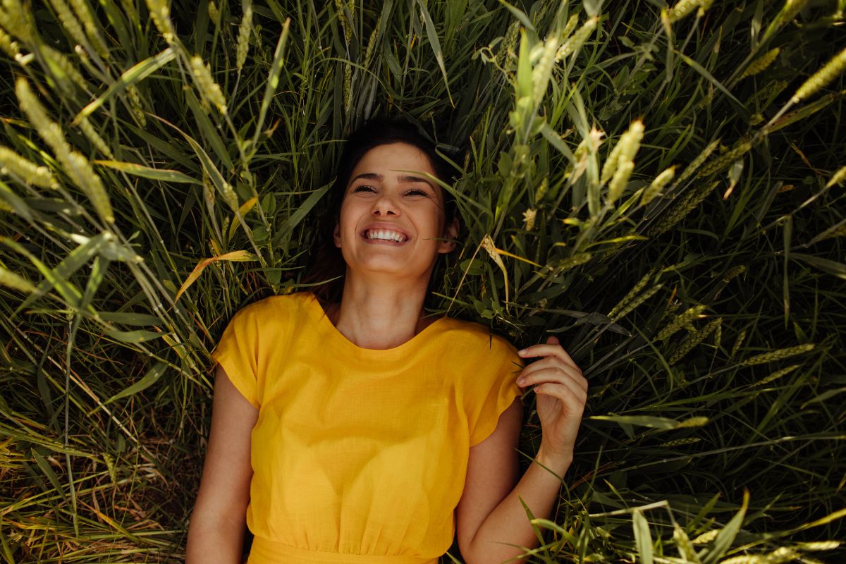 गोंगाटातून स्वतःसाठी थोडा वेळ काढा! मौनाचे शारीरिक अन् मानसिक फायदे अनुभवा