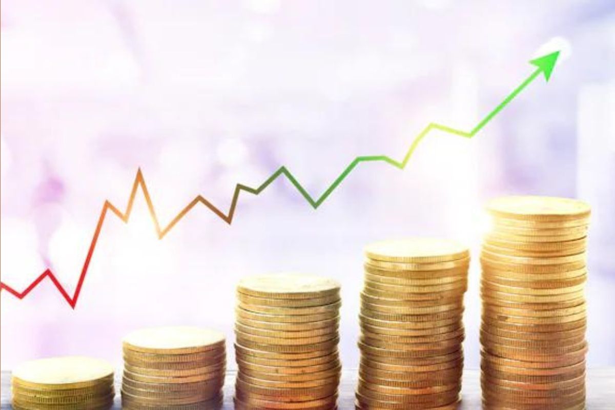 ELSS की PPF, गुंतवणुकीसह मिळेल कर बचतीचा लाभ; तपासा कोणती योजना ठरेल फायदेशीर?