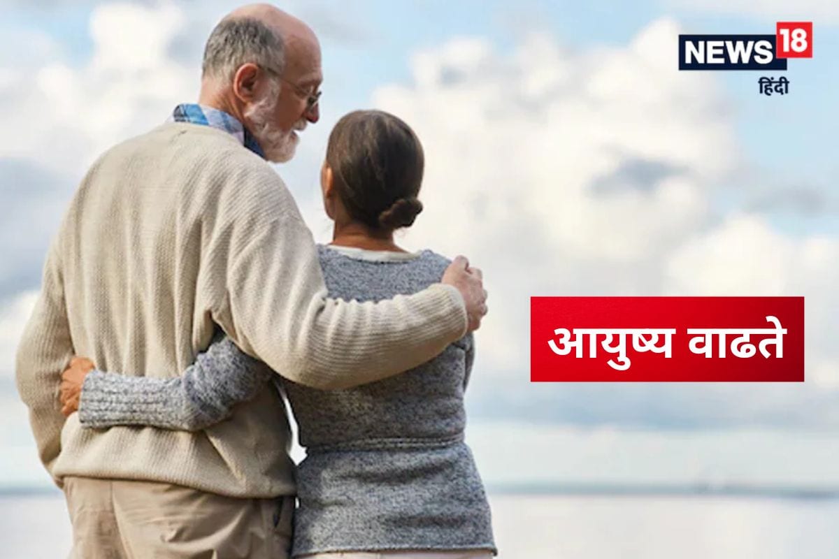 प्रौढांवरील अभ्यासात असे आढळून आले की, जे लोक पुस्तकं वाचत नाहीत किंवा मासिके आणि इतर माध्यमे वाचतात त्यलोकान्पेक्षा पुस्तकं वाचणारे लोक जवळजवळ 2 वर्षे जास्त जगतात.