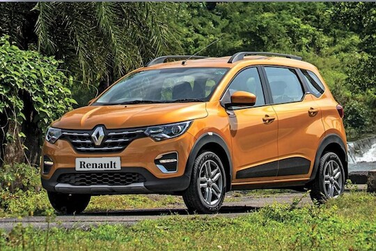 Renault Triber: 'या' 7 सीटर कारवर मिळतीये तब्बल 60 हजारांची सूट, उत्कृष्ट मायलेज अन् किंमतही परवडणारी