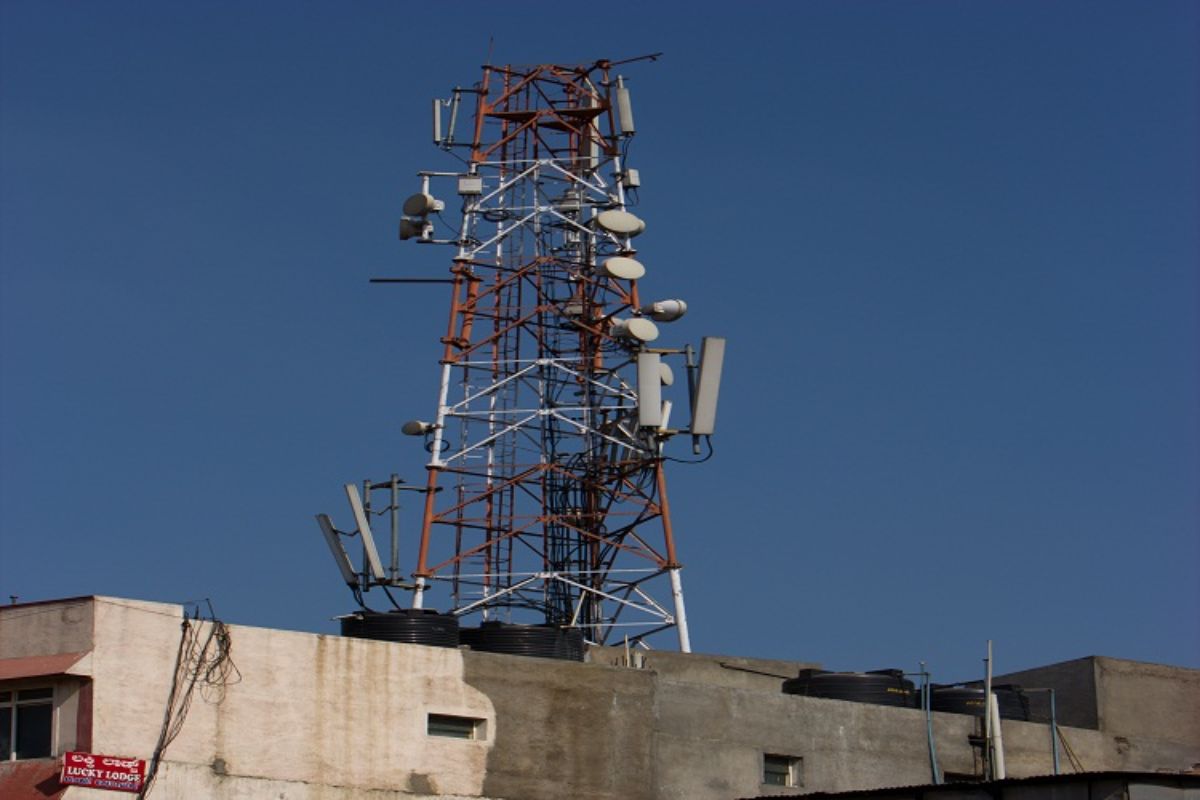 Mobile Tower Rules: आता परवानगीशिवाय छतावर लावा मोबाइल टॉवर, सरकारनं सोपी केली प्रक्रिया, वाचा सविस्तर