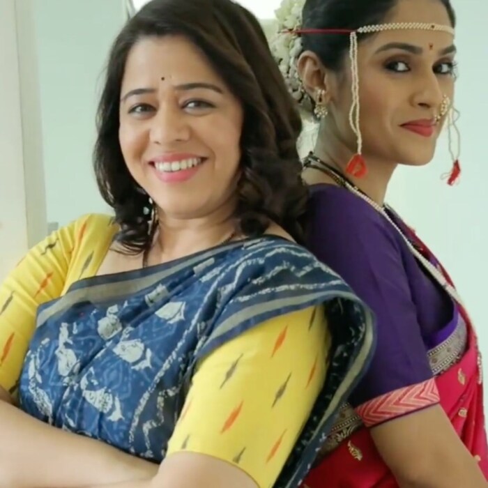 ह्या मालिकेत प्रमुख भूमिकेत अनिता दाते , पल्लवी पाटील आणि कश्यप परुळेकर सोबतच साईशा भोईर असणार आहेत. सौजन्य (झी मराठी इन्स्टाग्राम)