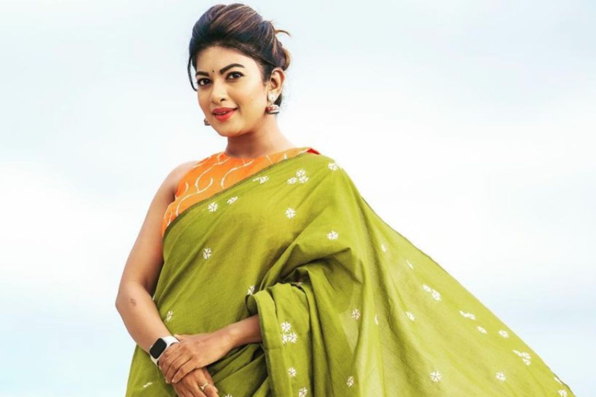 Dhanashri Kadgaonkar: वहिनीसाहेबांचा भलताच तोरा; पप्पांच्या ऑस्ट्रेलियामधल्या जमीनीत करतात 'हा' व्यवसाय