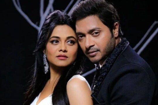 Prarthana Behere: नेहा-यशला पडली 'या' सुपरहिट मालिकेच्या शीर्षकगीताची भुरळ; व्हिडिओ होतोय VIRAL