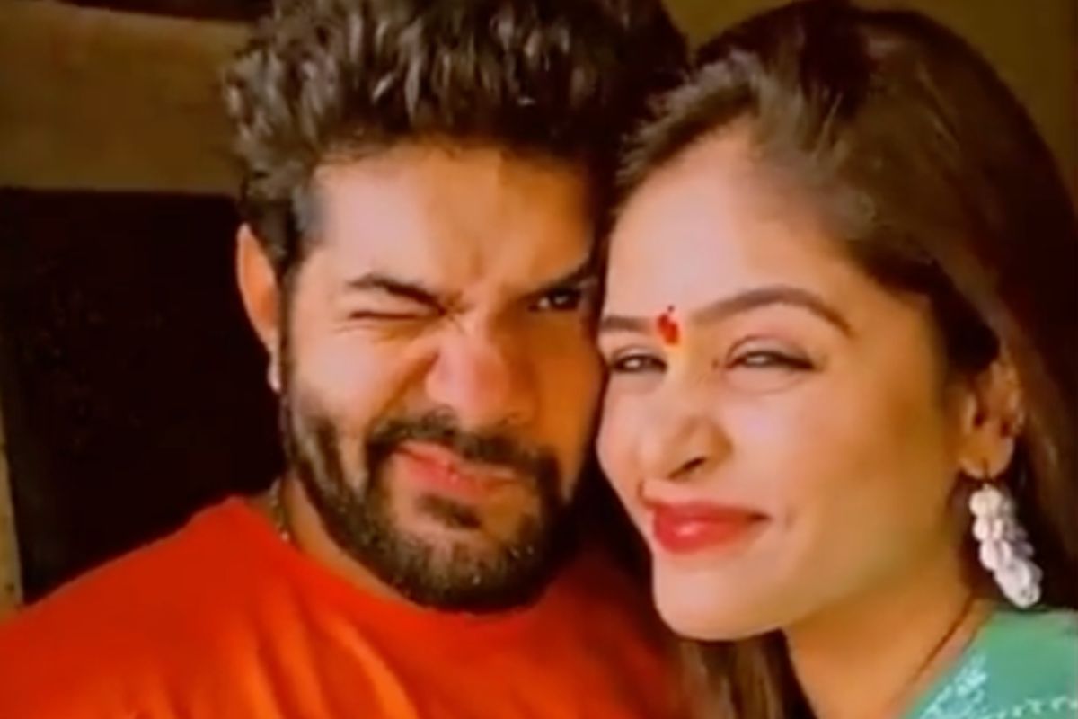 Akshaya Deodhar and Hardeek Joshi