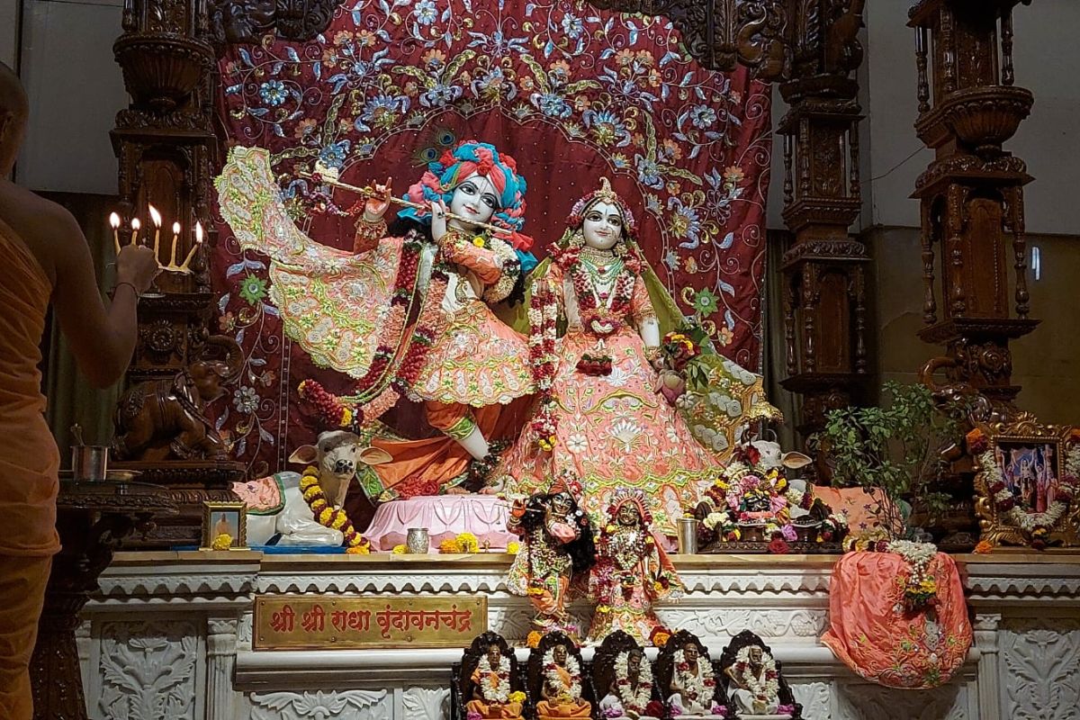 पुण्यातील इस्कॉन मंदिरात कसा साजरा होतो जन्माष्टमी महोत्सव, पाहा VIDEO