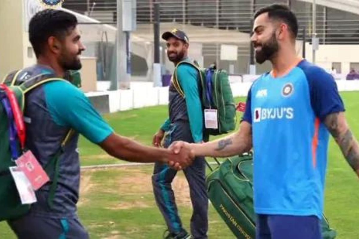 विराट आणि बाबर आझम सरावावेळी