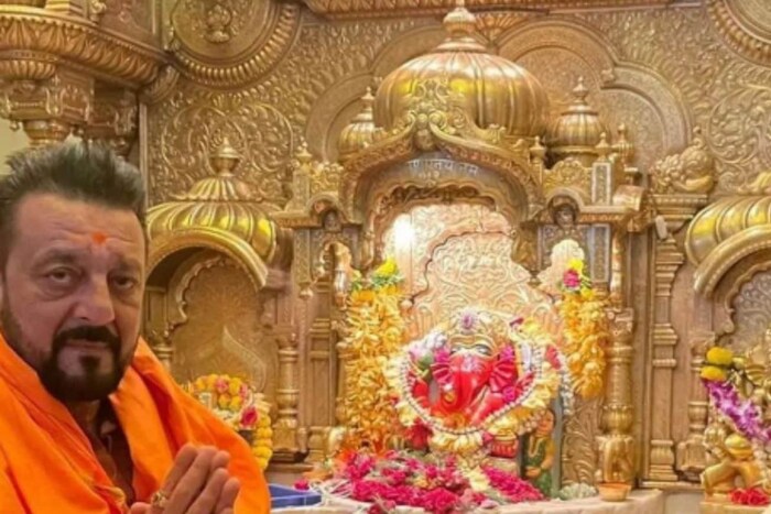 अभिनेता संजय दत्तने जेलमधून सुटताच सिद्धिविनायकाचे आशीर्वाद घेतले होते.
