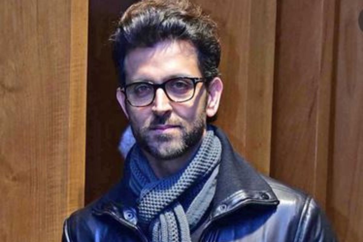 Zomato च्या नव्या जाहिरातीमुळे हृतिक रोशन वादाच्या भोवऱ्यात; धार्मिक भावना दुखावल्याचा आरोप