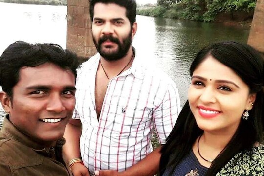 Tujhyat jeev rangala