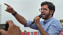 मला तुमची कीव येते मैदानात या…आदित्य ठाकरे बंडखोरांवर बरसले मला तुमची कीव येते मैदानात या…आदित्य ठाकरे बंडखोरांवर बरसले